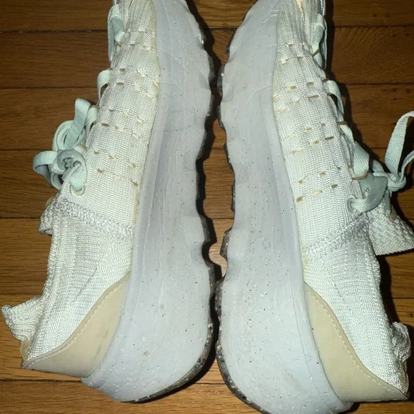 Nike Space Hippie 04 'Barely Green' - Picture 3 of 5